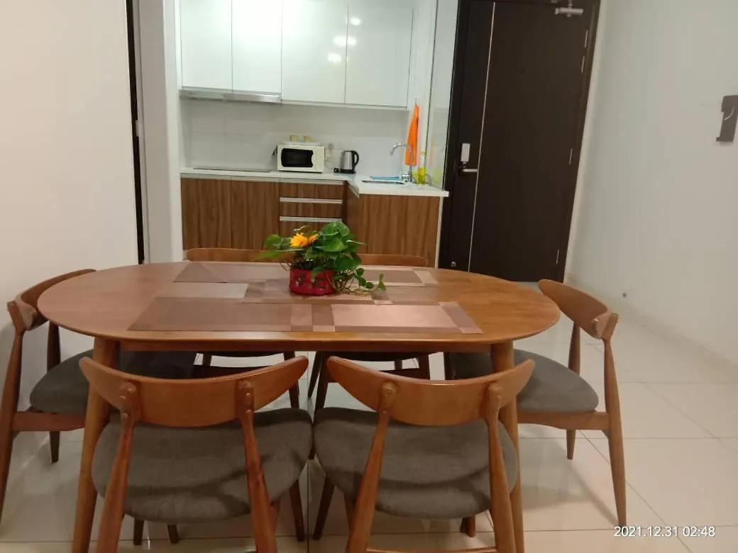 Setia Sky 88 Up To 6 Pax !!! 2Bedroom Apartment With Extra Bed Johor Bahru
