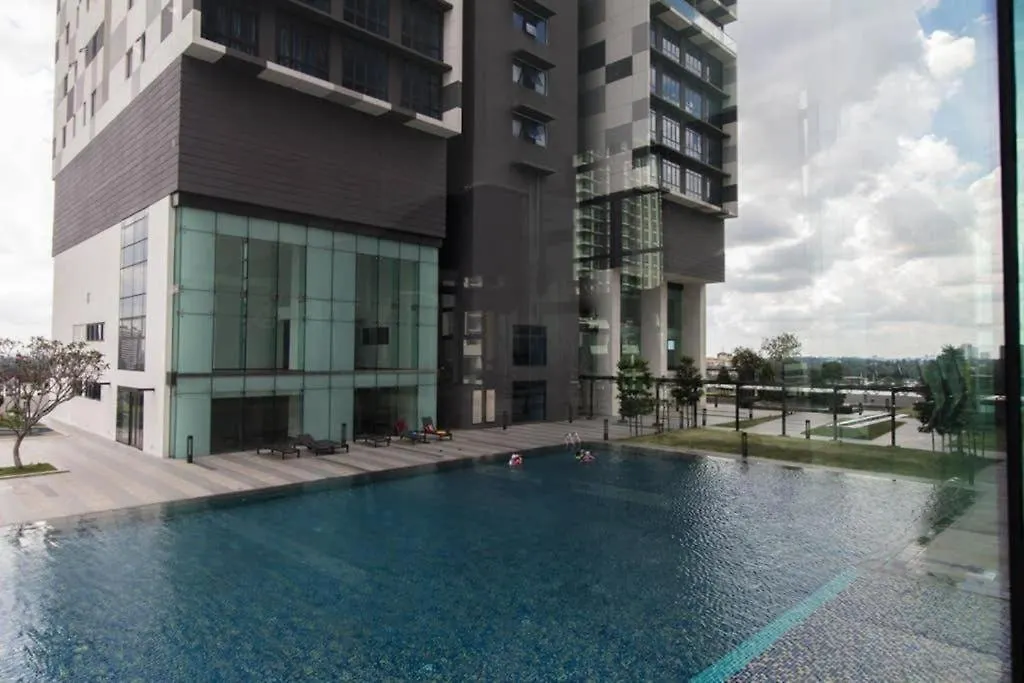 Setia Sky 88 Up To 6 Pax !!! 2Bedroom Apartment With Extra Bed Johor Bahru